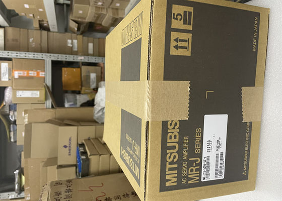 MR-J2S-500B 5Kw AC三菱サーボ アンプ3段階200から230VAC 50/60Hz
