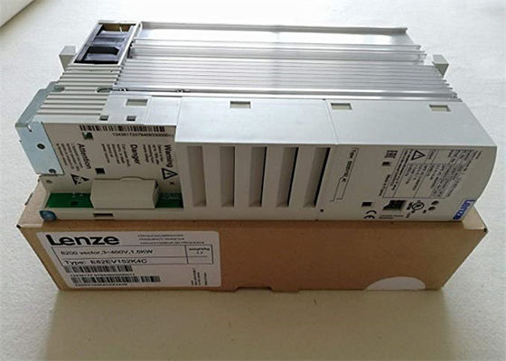 Lenze E82EV152K4Cのベクトル頻度インバーター ドライブは50/60のHZ 3段階400/500 VACを入れた