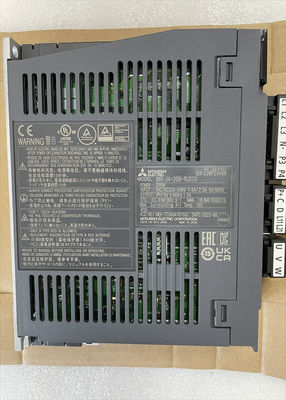 MR-J4-20B-RJ020三菱200Wのサーボ モーター ドライブ3PH 170V 0-360Hz三菱