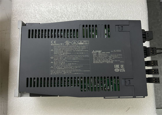三菱MR-J4W3-444B ACサーボ アンプ電気0.4kw
