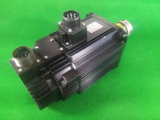 SGMGH-13ACA61 240Vの産業Servoは統合されたサーボ モーターを出力した1.3KWを運転する
