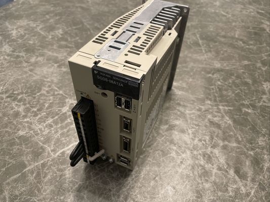 SGDS-08A12A YASKAWAシグマ3つの産業サーボ ドライブ750W SERVOPACK
