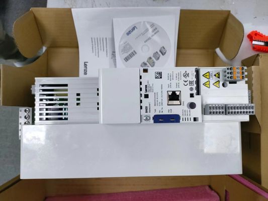 E84AVSCE1534VB0 LENZEモーター頻度インバーター50hzへの60hz 15kw 3/PE AC 400V 500V
