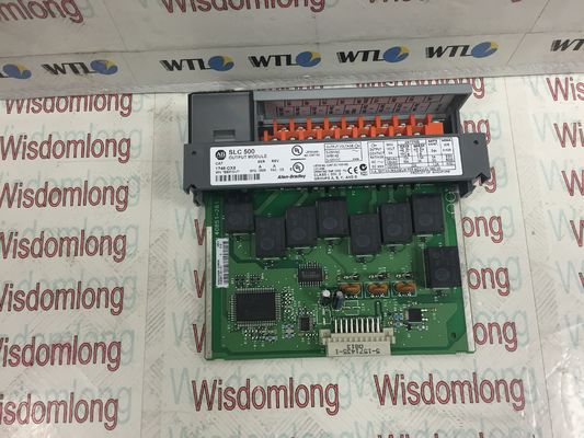 アレン ブラッドリー8はSLC 500デジタルの接触の出力モジュール1746-OX8を出力する
