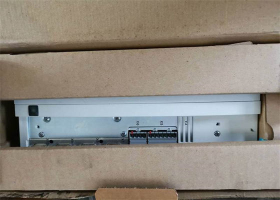 Lenze EVS9328-ES サーボ コントローラー 9300 シリーズ 400/480 VAC 22-30 KW (29.5-40.2 HP)