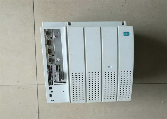 Lenze EVS9328-ES サーボ コントローラー 9300 シリーズ 400/480 VAC 22-30 KW (29.5-40.2 HP)