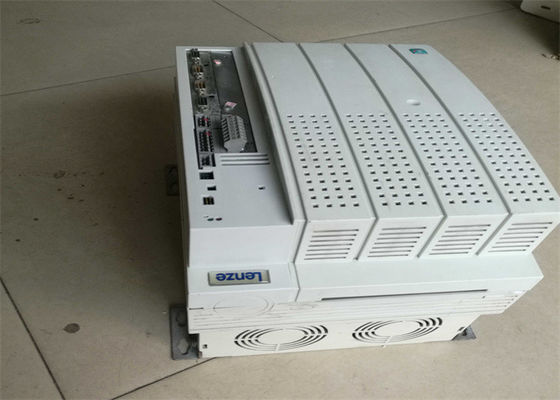 Lenze EVS9328-ES サーボ コントローラー 9300 シリーズ 400/480 VAC 22-30 KW (29.5-40.2 HP)