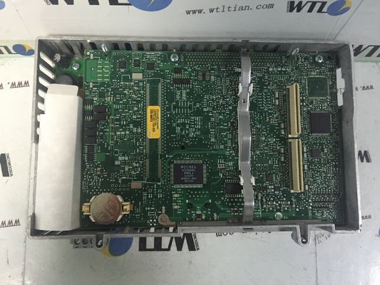 6台のオペレータ ターミナルとアレン ブラッドリー2711P-RP8A 160VA PanelView