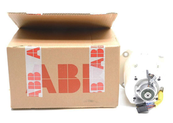 3HAC17332-1/01 サーボモーター部品 200V 11.3A モーター M32 B型 新品