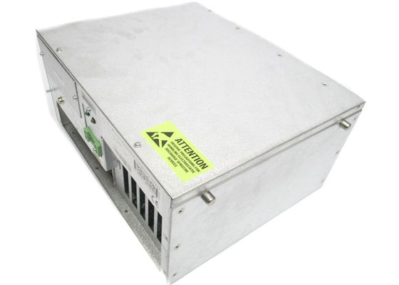 単一コンピュータM2004HWロボティック コントローラーIRC5と3HAC020929-006主なAC