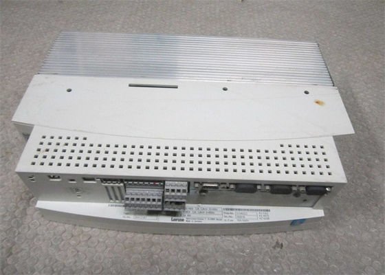 Lenze EVS9324-CSV004 サーボ コントローラー 9300 シリーズ 400/480 VAC 3.0 KW (4 HP)