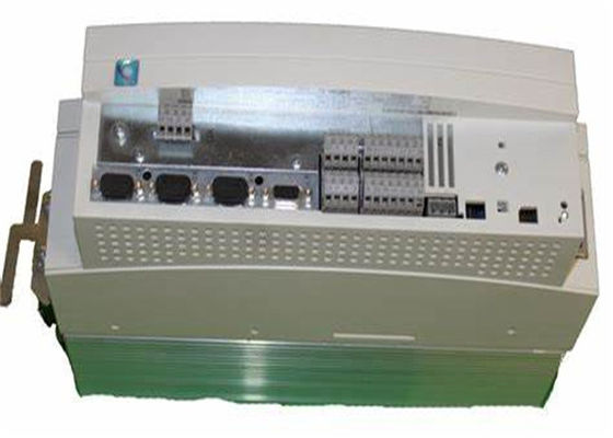 Lenze EVS9324-EK サーボ コントローラー 9300 シリーズ 400/480 VAC 3.0 KW (4 HP)