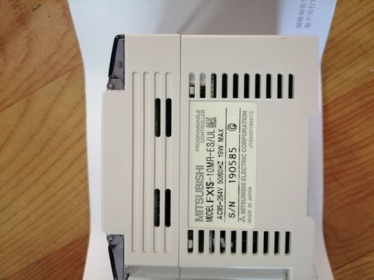 産業サーボ運転者YASKAWA SGD7S-R90A20A 100W 0N/Mの新しい原物