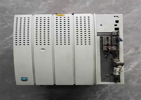 Lenze EVS9324-ETのサーボ コントローラー9300のシリーズ400/480 VAC 3.0 KW （4 HP）