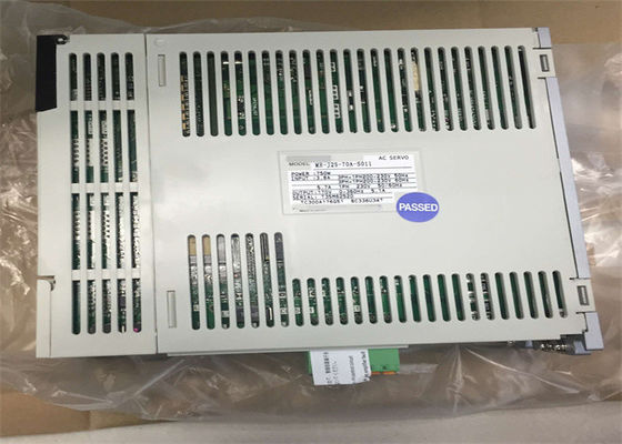 三菱はACサーボ アンプMR-J2S-20A-S011 MR-J2S-40A-S011 MR-J2S-70A-S011を運転する