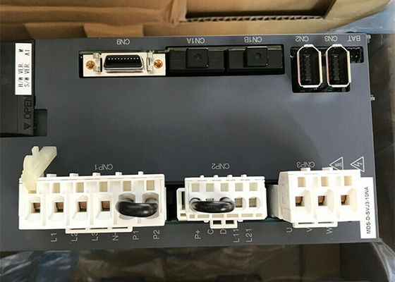 三菱MELDAS 1.0KWサーボ モーター運転者MDS-D-SVJ3-10NAの産業3段階ACドライブ