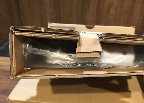 三菱100W 3段階モーターHF-KP13新しいセットが付いている産業ACサーボ ドライブMR-J3-10T
