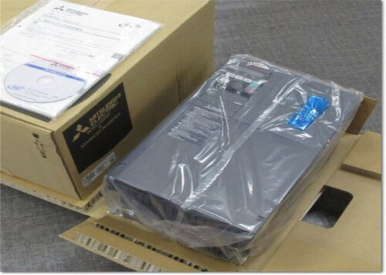 FR-A820-22K-1三菱の可変的な頻度インバーター22 KW 3段階