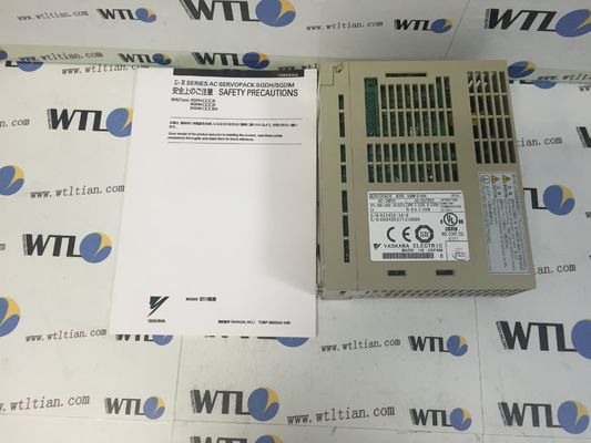 Yasakawa SGDM-01ADA ACサーボ モーター ドライブ サーボ アンプ50/60のHZ 0.10 KWからの0.91 AMP