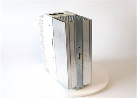 Lenze EVS9328-ESV004のサーボ コントローラー9300のシリーズ400/480 VAC 22-30 KW （29.5-40.2 HP）