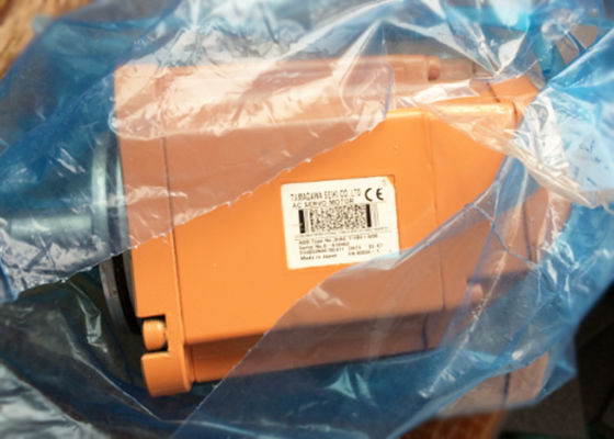 ピニオンIRB6660のロボット部品が付いている3HAC033207-001軸線4の腐敗ACモーター