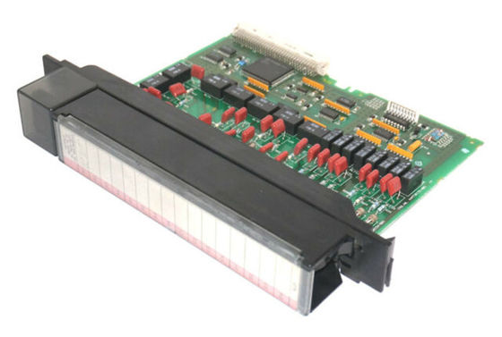 GE IC697MDL940は16ポイント リレーが120/240 VACか5/24/125 VDC 480 VAか60ワット16のAMPSを出力したモジュールを出力した