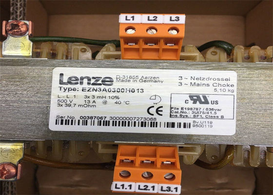 頻度インバーターLenze可変的なEZN3A0300H013の本管は5.5KWサーボ ドライブのために3X3MH +/-10%ろ過する
