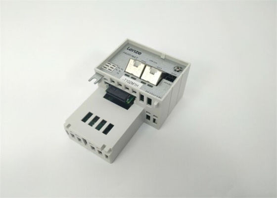 Lenze E84AYCERVインバーターは8400シリーズ480 VAC 100 MBPS延長モジュールを運転する