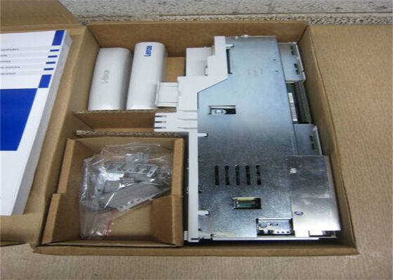 Lenze E94ACHE0004のSERVOは9400の1.5 kWの可変的な頻度インバーターを運転する