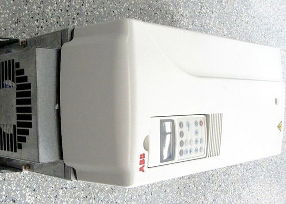 ACS800-U31-0020-5頻度インバーター68672929 ACS800単一ドライブ31A