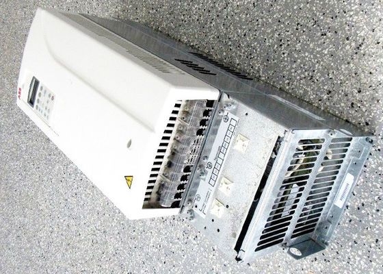 ACS800-U31-0020-5頻度インバーター68672929 ACS800単一ドライブ31A