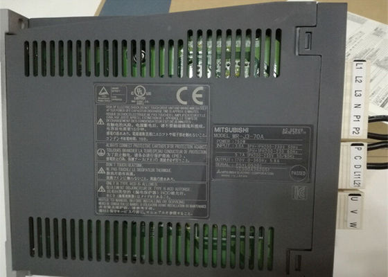 三菱750W ACサーボ ドライブMR-J3-70A産業制御システムのアンプ170V 5.8A