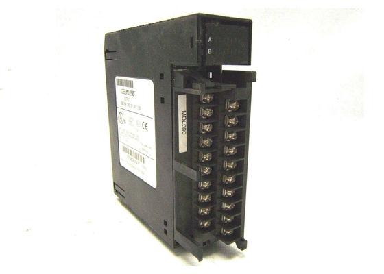 GE IC693MDL390は2つのAMPモジュールを5ポイント隔離された120/240 VAC出力した