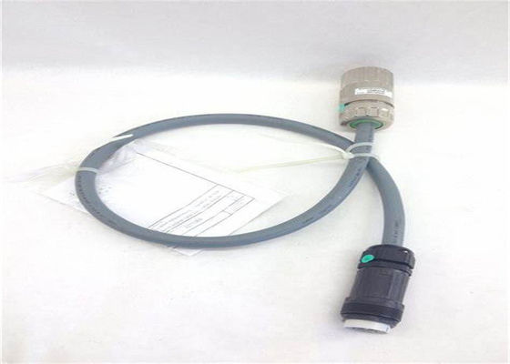 可変的な頻度インバーターによってLenze EWAM001ZM-040-002はケーブル1METERが自動車に乗る