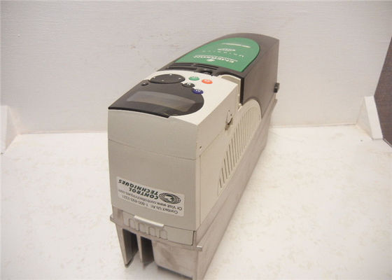 Nidecの制御技法ACドライブSP1405 3KWインバーター380-480V AC 3 PH 5 HP 8.8A