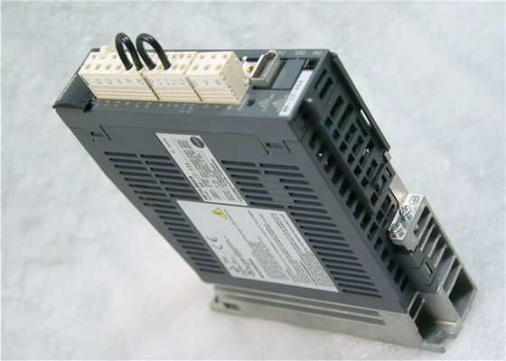 400W三菱ACサーボ モーター ドライブMR-J3-40A普遍的な脈拍インターフェイス運転者のアンプ