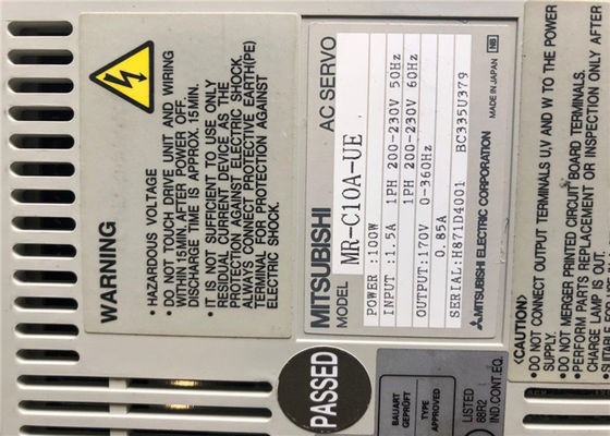 三菱ACサーボ ドライブMR-C10A-UE産業アンプ100W、200-230Vの0.85A新しい原物