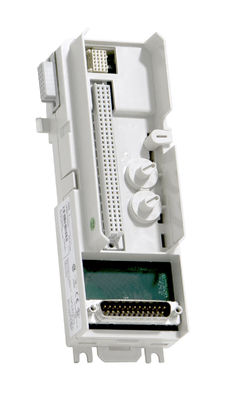 ABB 3BSE013233R1 16までの入力/出力チャネルはモジュールの終了の単位を密集させる