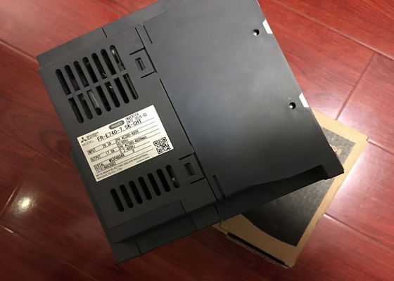 3PH 380V 7.5KWの可変的な頻度インバーターFR-E740-7.5K-CHT自動調整の機能