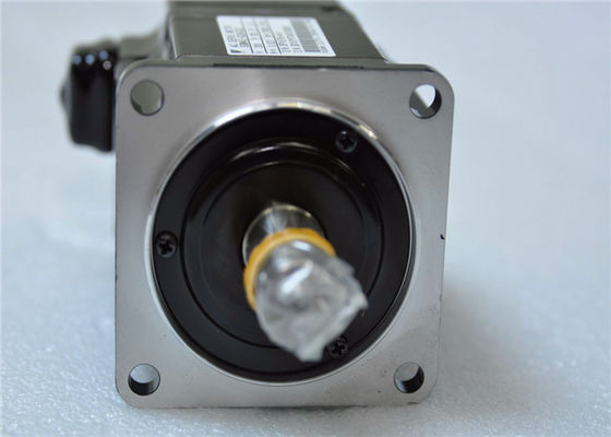 YASKAWA SGMAHシグマII SGMAS-02ACA21 ACサーボ モーター200W 1.9A 0.637N.m