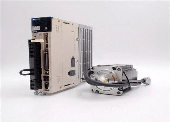 SGDM-15DN ACサーボ モーターはYaskawaを0.5 AMP 32ポイントServopack運転する