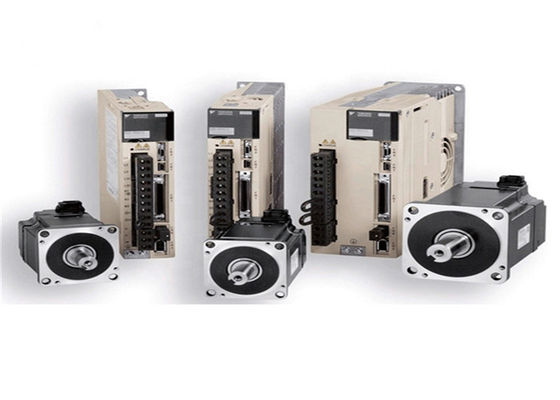 SGDM-15DN ACサーボ モーターはYaskawaを0.5 AMP 32ポイントServopack運転する