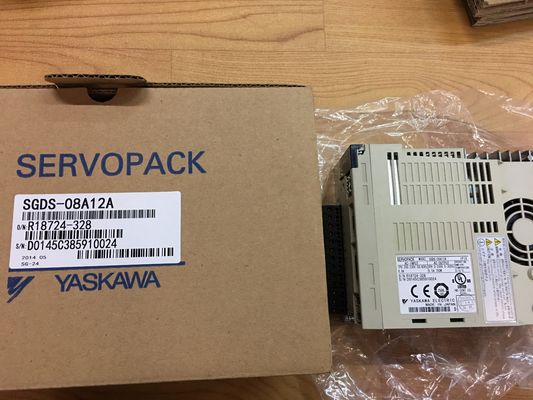 50/60HZ産業Servoは真新しいYASKAWA SGDS-08A12A SERVOPACKを運転する