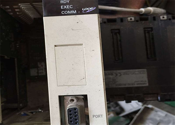 Omron CS1W-LCB05 PROC.LOOP CNTRL BRD 500 F.B. PLC Programmableのの論理のコントローラー