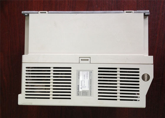 新しい日本三菱サーボ ドライブMR-H200B AC 10 AMP 2KW 200-230VAC 50/60HZ