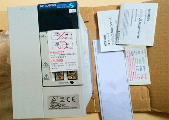 三菱電機の在庫で新しい産業サーボ アンプMR-J2S-20B-EB ACドライブ200V