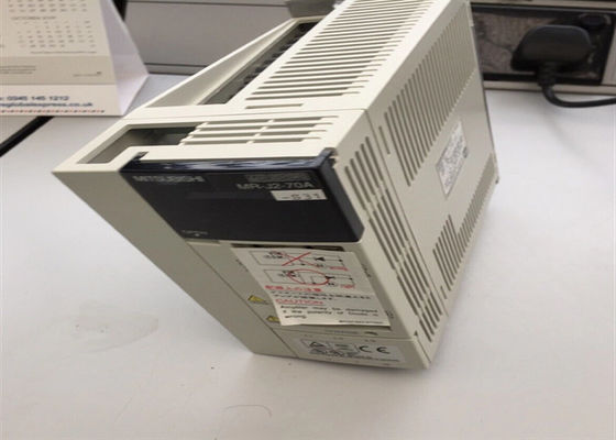 MR-J2S-70A-PM070産業Servoは三菱サーボ アンプを運転する