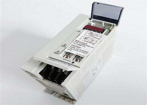 MR-J2S-200A-S007産業Servoは三菱サーボ アンプを運転する