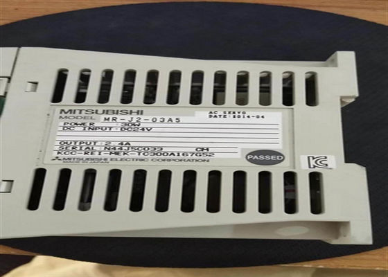 MR-J2-03A5 AC産業Servoは三菱サーボ アンプを運転する