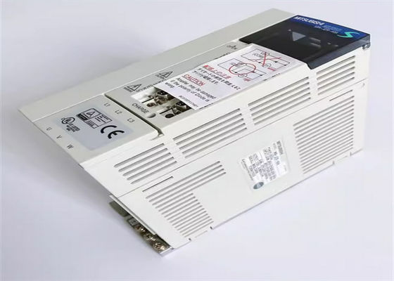 MR-J2-100AS24 AC産業Servoは三菱サーボ アンプを運転する